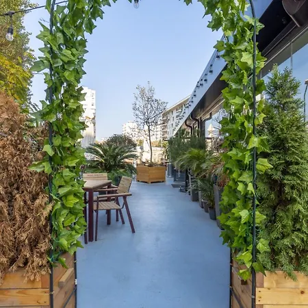 Panoramic De Lux Mihai Bravu Cu Internet De Mare Viteza Si Parcare Gratuit דירה *