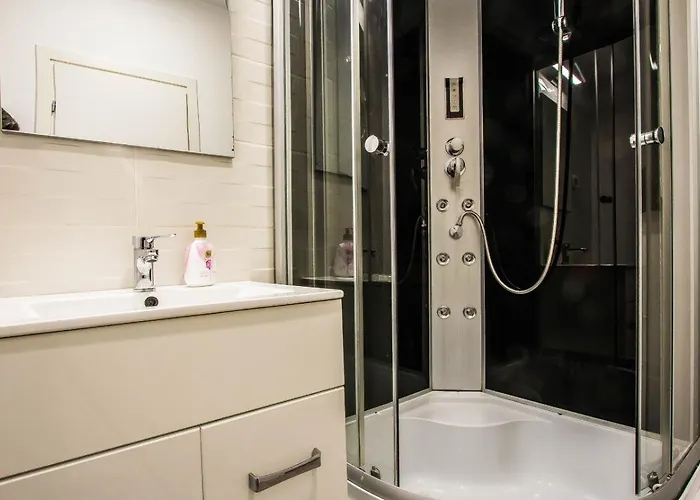 Panoramic De Lux Mihai Bravu Cu Internet De Mare Viteza Si Parcare Gratuit 公寓 *