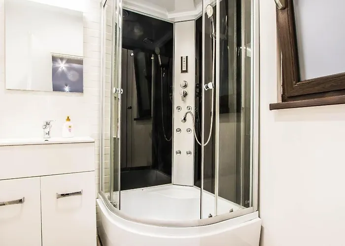 Apartament Panoramic De Lux Mihai Bravu Cu Internet De Mare Viteza Si Parcare Gratuit