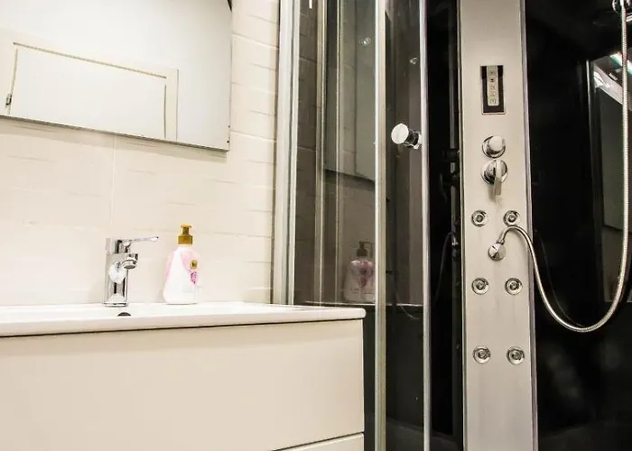 Panoramic De Lux Mihai Bravu Cu Internet De Mare Viteza Si Parcare Gratuit Bucureşti