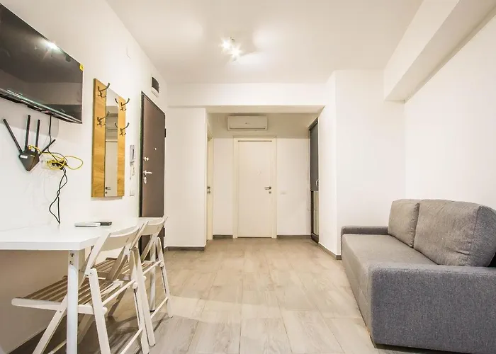 Apartment Panoramic De Lux Mihai Bravu Cu Internet De Mare Viteza Si Parcare Gratuit *